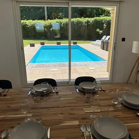 Avec Piscine, à 5km De La Saint-Augustin (Charente-Maritime)