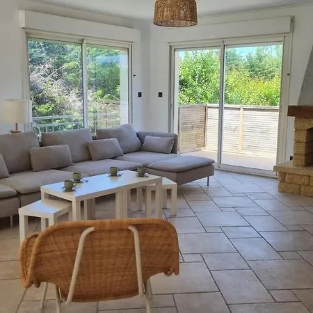 Avec Piscine, à 5km De La Hébergement de vacances *
